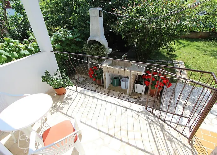 Antonija 아파트 로비니